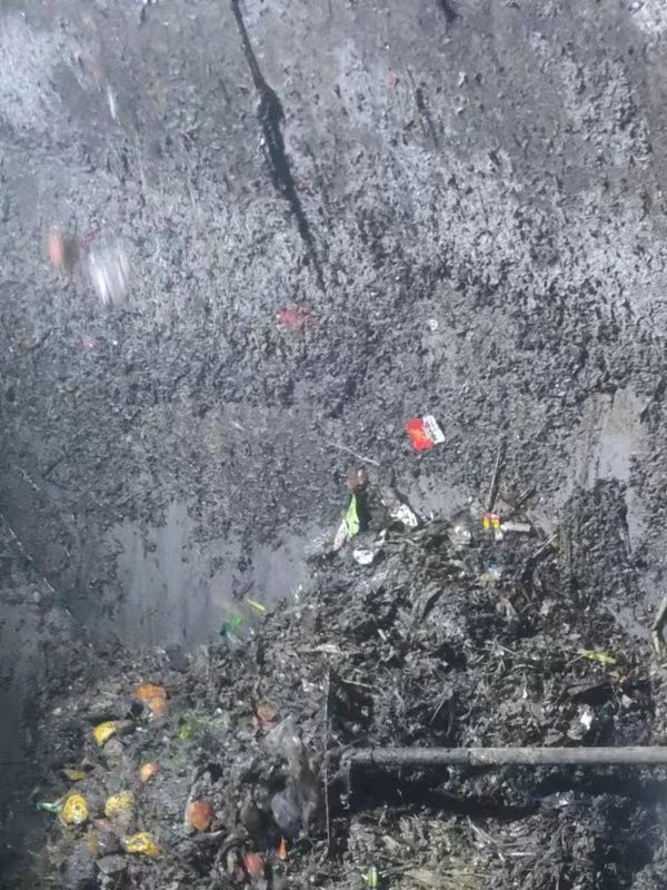 武夷山污水池清理